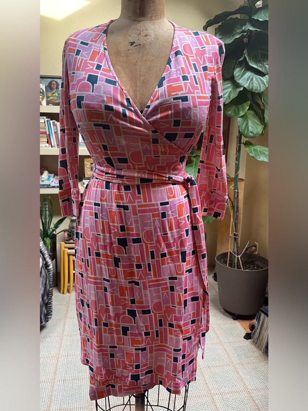 Diane von Furstenberg Silk Pink Geometric DVF Print Wrap Dress
